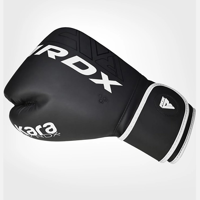 Boks əlcəyi RDX Boks əlcəyi